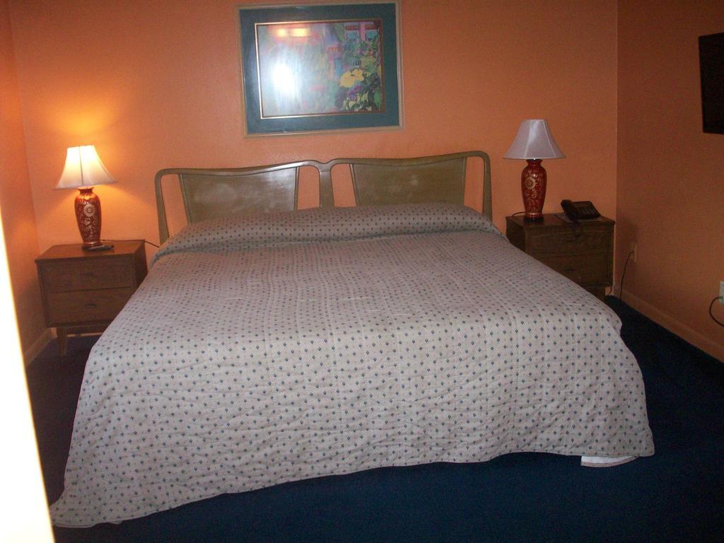 All-Suite Motel Еджвотер Номер фото
